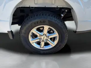 Ford F-150 2024 4x4 XLT 4 puertas SuperCrew 5.5 pies SB