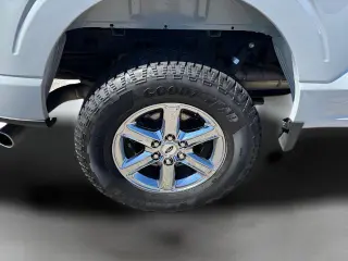 Ford F-150 2024 4x4 XLT 4 puertas SuperCrew 5.5 pies SB