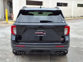 Ford Explorer 2023 AWD ST 4 puertas SUV