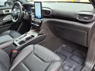 Ford Explorer 2023 AWD ST 4 puertas SUV