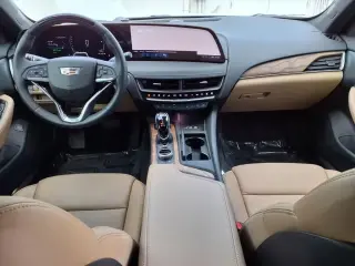 Cadillac CT5 2025 Premium Lujo 4dr Sedan