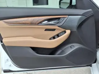 Cadillac CT5 2025 Premium Lujo 4dr Sedan