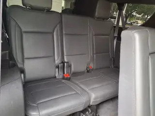 Chevrolet Suburban 2022 4x4 LT 4 puertas SUV