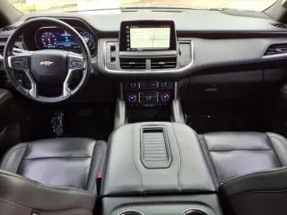 Chevrolet Suburban 2022 4x4 LT 4 puertas SUV