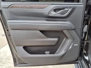 Chevrolet Suburban 2022 4x4 LT 4 puertas SUV