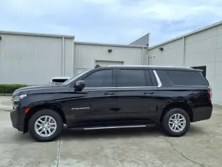 Chevrolet Suburban 2022 4x4 LT 4 puertas SUV