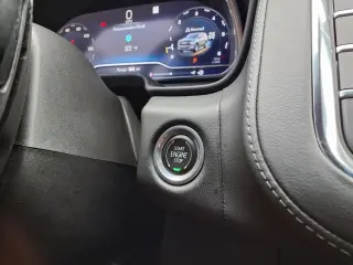 Chevrolet Suburban 2022 4x4 LT 4 puertas SUV