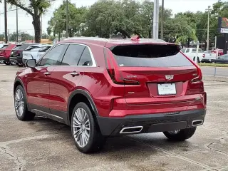 Cadillac XT4 2024 4x4 Premium Luxury 4 puertas Crossover