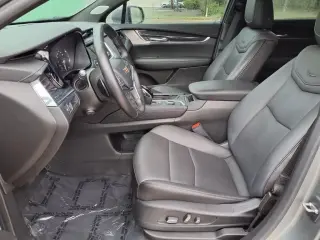 Cadillac XT5 2023 Premium Luxury 4 puertas SUV