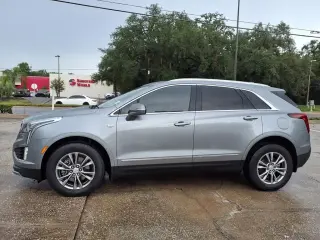 Cadillac XT5 2023 Premium Luxury 4 puertas SUV