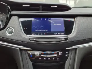 Cadillac XT5 2023 Premium Luxury 4 puertas SUV