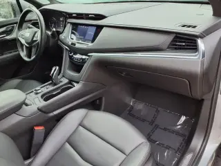 Cadillac XT5 2023 Premium Luxury 4 puertas SUV