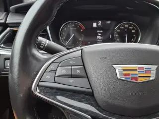 Cadillac XT5 2021 Premium Luxury 4 puertas SUV