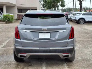 Cadillac XT5 2021 Premium Luxury 4 puertas SUV