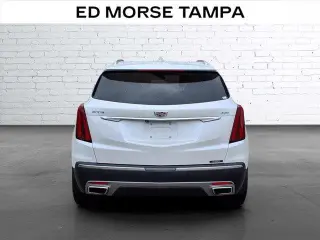 Cadillac XT5 2024 Premium Lujo 4 puertas SUV