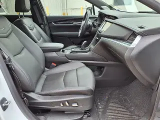 Cadillac XT5 2024 Premium Lujo 4 puertas SUV