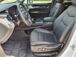 Cadillac XT5 2024 Premium Luxury 4 puertas SUV