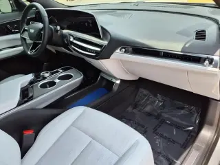 Cadillac LYRIQ 2024 Sport 1 4 puertas SUV
