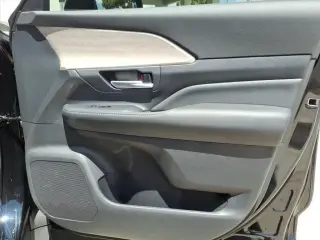 Toyota Grand Highlander 2024 Limited 4 puertas SUV