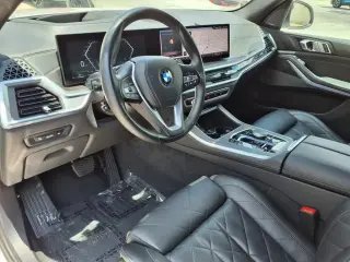 Vehículo de Actividad Deportiva BMW X5 2024 AWD xDrive40i 4 puertas