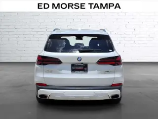 Vehículo de Actividad Deportiva BMW X5 2024 AWD xDrive40i 4 puertas