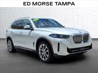 Vehículo de Actividad Deportiva BMW X5 2024 AWD xDrive40i 4 puertas