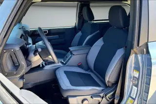 Ford Bronco 2025 4x4 Base 2 puertas SUV