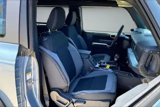 Ford Bronco 2025 4x4 Base 2 puertas SUV