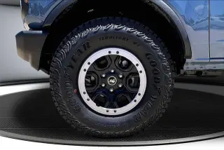 Ford Bronco 2025 4x4 Base 2 puertas SUV
