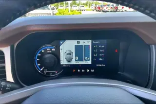 Ford Bronco 2024 4x4 Outer Banks 4 puertas SUV