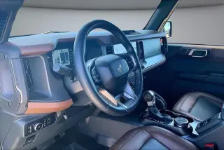 Ford Bronco 2024 4x4 Outer Banks 4 puertas SUV