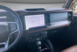 Ford Bronco 2024 4x4 Outer Banks 4 puertas SUV