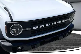 Ford Bronco 2024 4x4 Black Diamond 4 puertas SUV