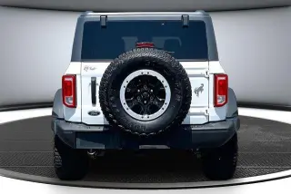 Ford Bronco 2024 4x4 Black Diamond 4 puertas SUV