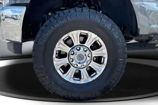 Ford F-350 Super Duty 2019 4x4 Lariat Cabina Crew 4 puertas 8 pies LB SRW Pickup
