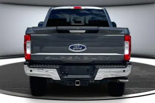 Ford F-350 Super Duty 2019 4x4 Lariat Cabina Crew 4 puertas 8 pies LB SRW Pickup