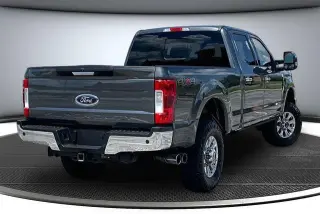 Ford F-350 Super Duty 2019 4x4 Lariat Cabina Crew 4 puertas 8 pies LB SRW Pickup