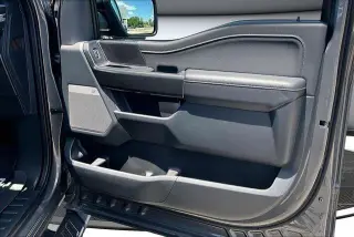 Ford F-150 2023 4x4 XLT 4 puertas SuperCrew 6.5 pies SB