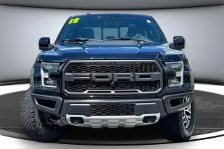 Ford F-150 2018 4x4 Raptor 4 puertas SuperCrew 5.5 pies. Caja corta