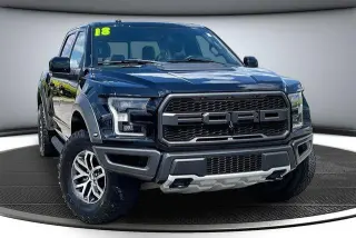 Ford F-150 2018 4x4 Raptor 4 puertas SuperCrew 5.5 pies. Caja corta