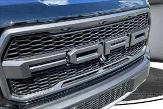 Ford F-150 2018 4x4 Raptor 4 puertas SuperCrew 5.5 pies. Caja corta
