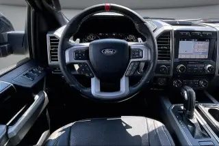 Ford F-150 2018 4x4 Raptor 4 puertas SuperCrew 5.5 pies. Caja corta