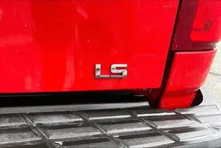 Chevrolet Silverado 1500 2010 4x2 Work Truck 2 puertas Cabina Regular 8 pies LB