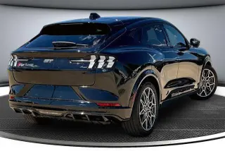 Ford Mustang Mach-E 2025 AWD GT 4 puertas SUV