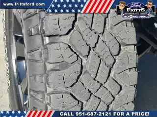 Ram 1500 2022 4x4 Rebel 4 puertas Cabina Crew 5.6 pies. Pickup SB