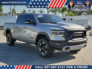 Ram 1500 2022 4x4 Rebel 4 puertas Cabina Crew 5.6 pies. Pickup SB