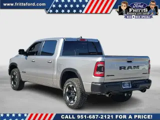 Ram 1500 2022 4x4 Rebel 4 puertas Cabina Crew 5.6 pies. Pickup SB