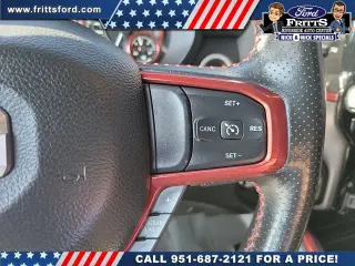Ram 1500 2022 4x4 Rebel 4 puertas Cabina Crew 5.6 pies. Pickup SB