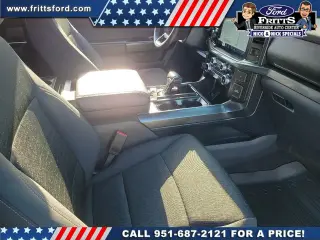 Ford F-150 2023 4x4 XLT 4 puertas SuperCrew 5.5 pies. SB