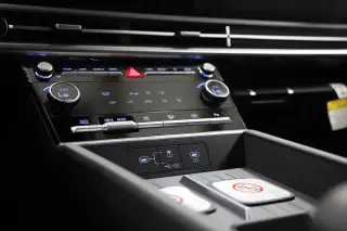 Hyundai SANTA FE Híbrido 2026 AWD SE 4 puertas SUV